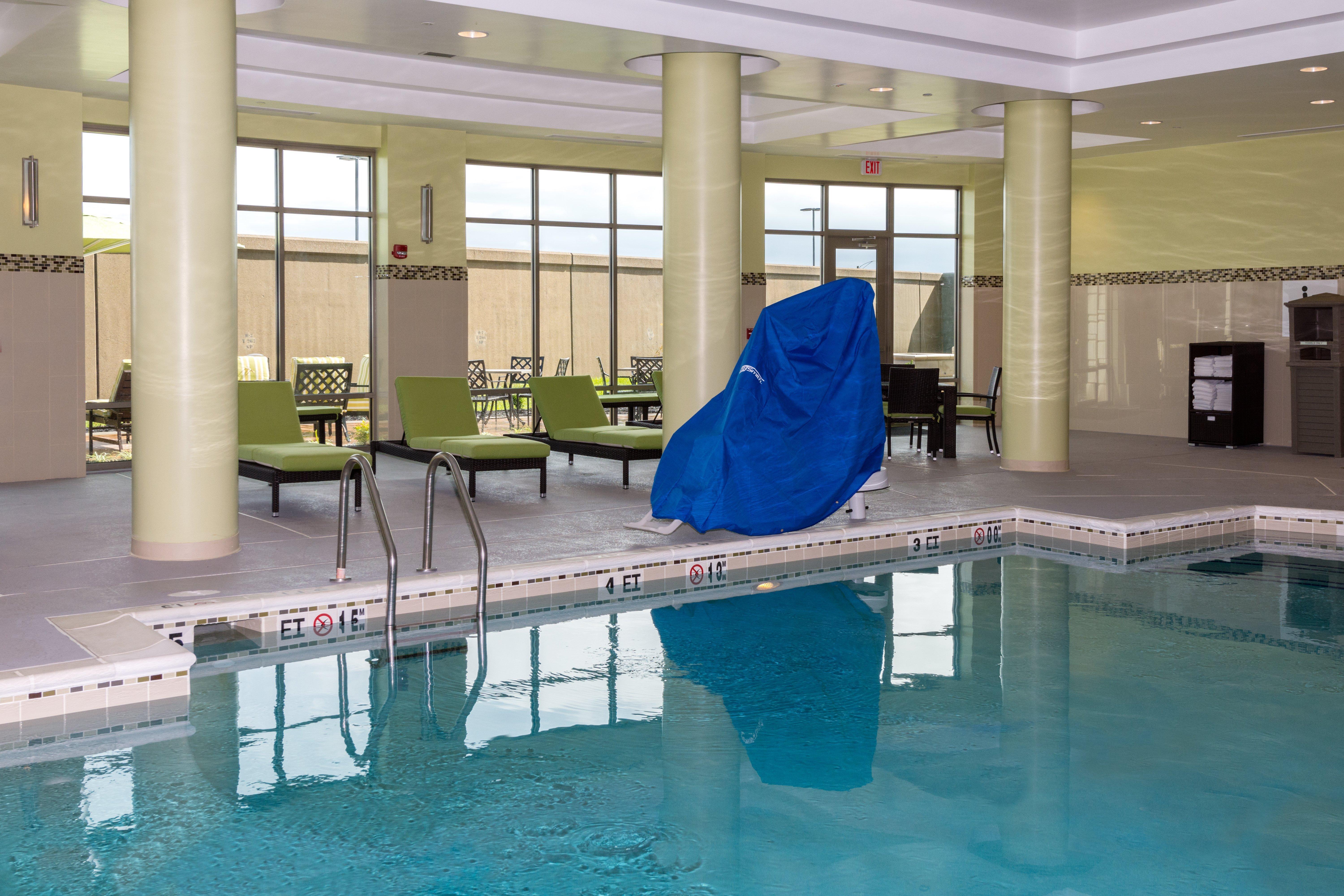 Holiday Inn Lexington - Hamburg By Ihg Εξωτερικό φωτογραφία