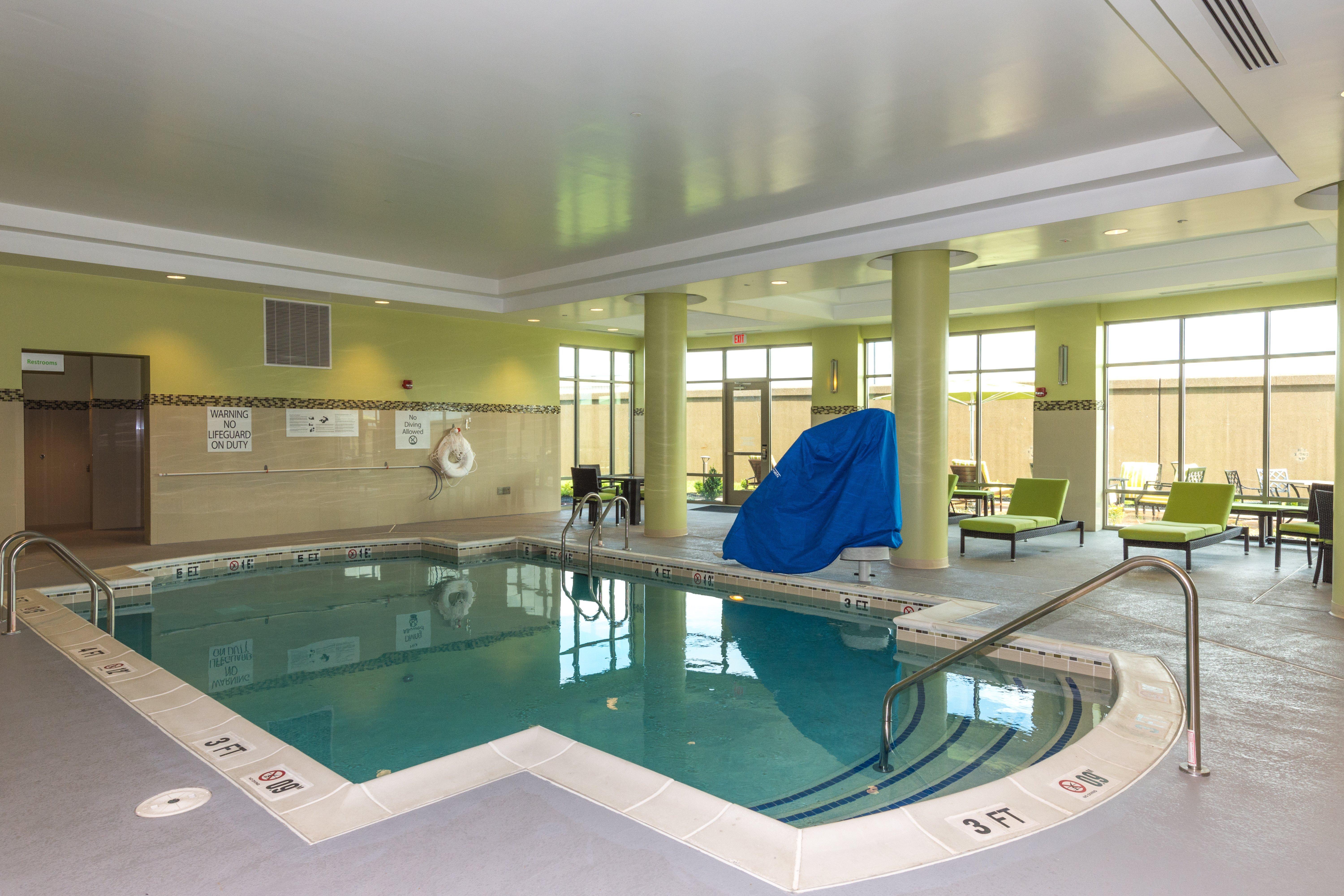 Holiday Inn Lexington - Hamburg By Ihg Εξωτερικό φωτογραφία